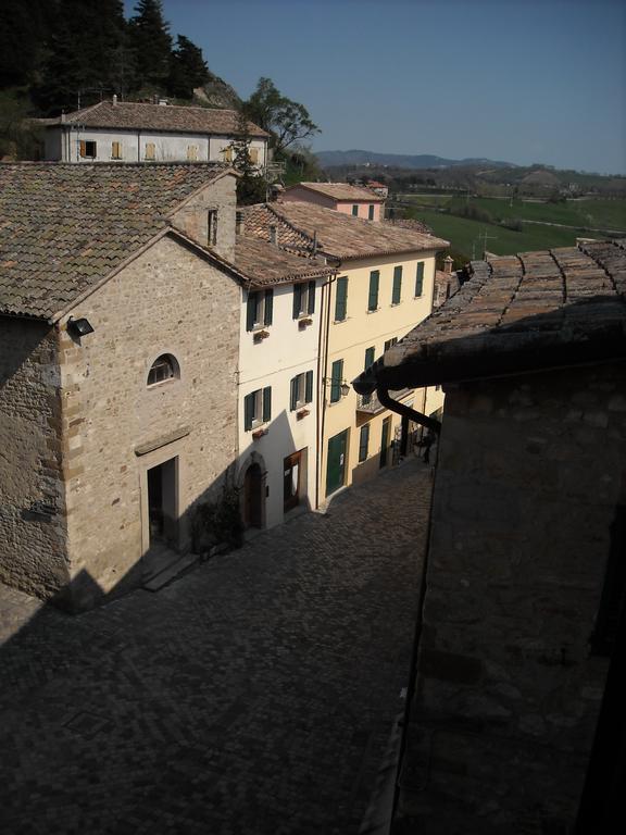 Arcobaleno Hotel San Leo Buitenkant foto